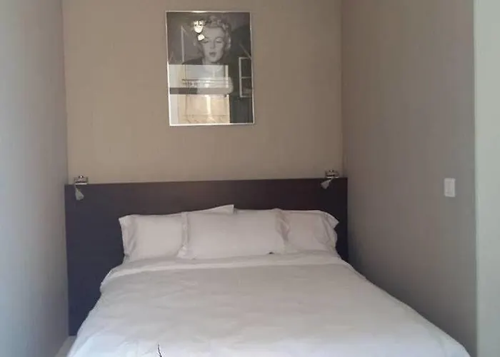 Otel Carolina Cannes