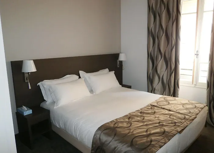 Carolina Otel Cannes