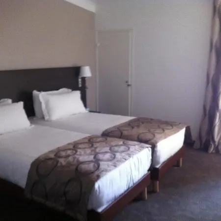 Carolina 2* Κάννες